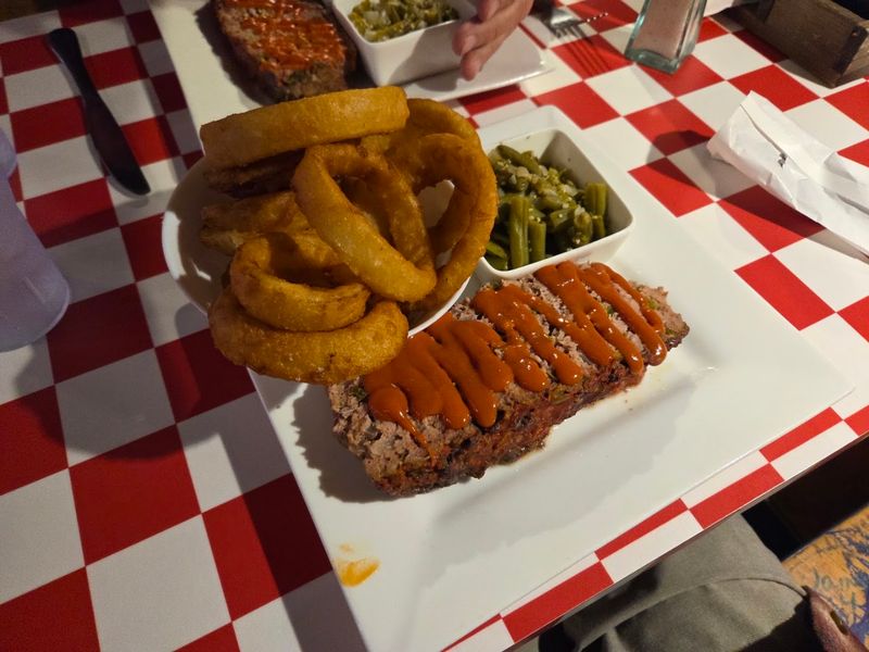 Country Cooking That Tastes Genuinely Homemade Country Cooking That Tastes Genuinely Homemade