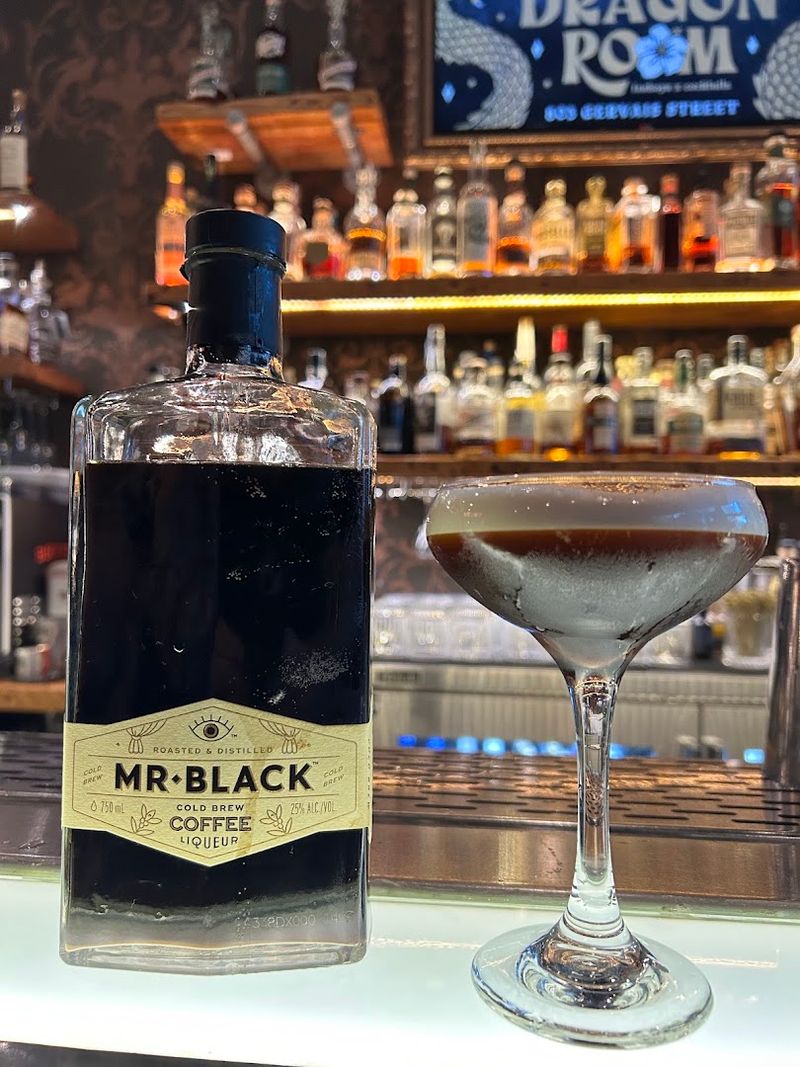 Craft Cocktails Built Around Flavor, Not Gimmicks Craft Cocktails Built Around Flavor, Not Gimmicks