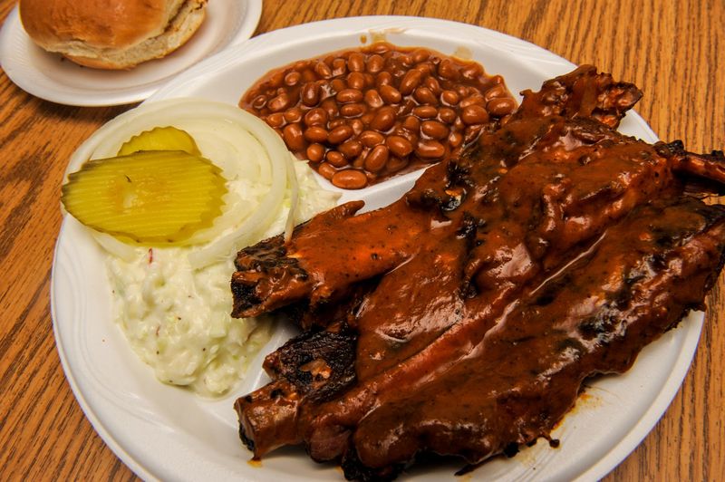 Craig Bros Bar-B-Q Cafe, De Valls Bluff, Arkansas Craig Bros Bar-B-Q Cafe, De Valls Bluff, Arkansas