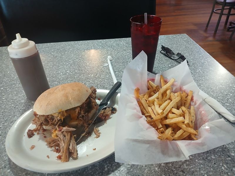 Creative Sandwiches and Burgers That Go Way Beyond Basic BBQ Creative Sandwiches and Burgers That Go Way Beyond Basic BBQ