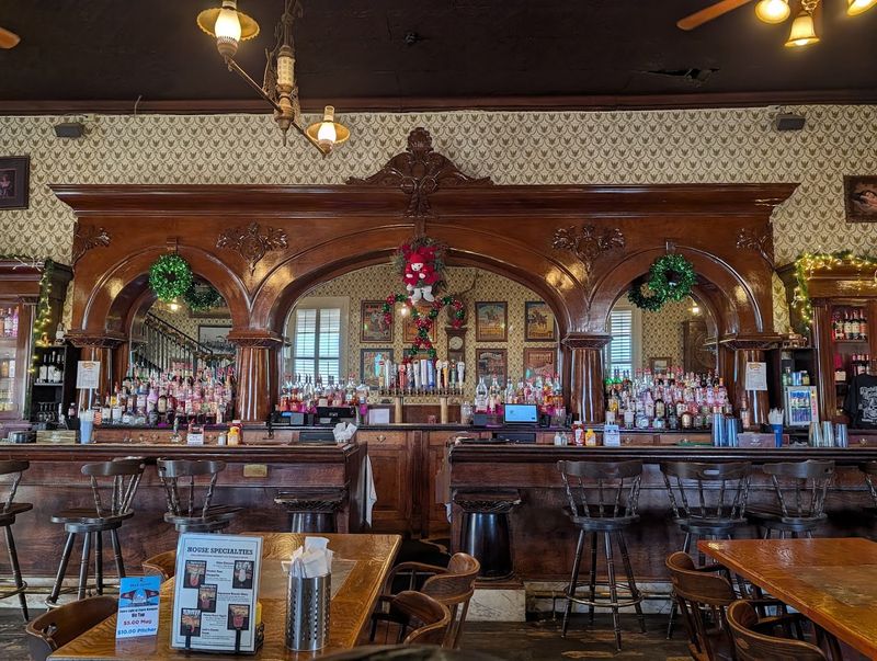 Crystal Palace Saloon, Tombstone, Arizona (1879/1882)