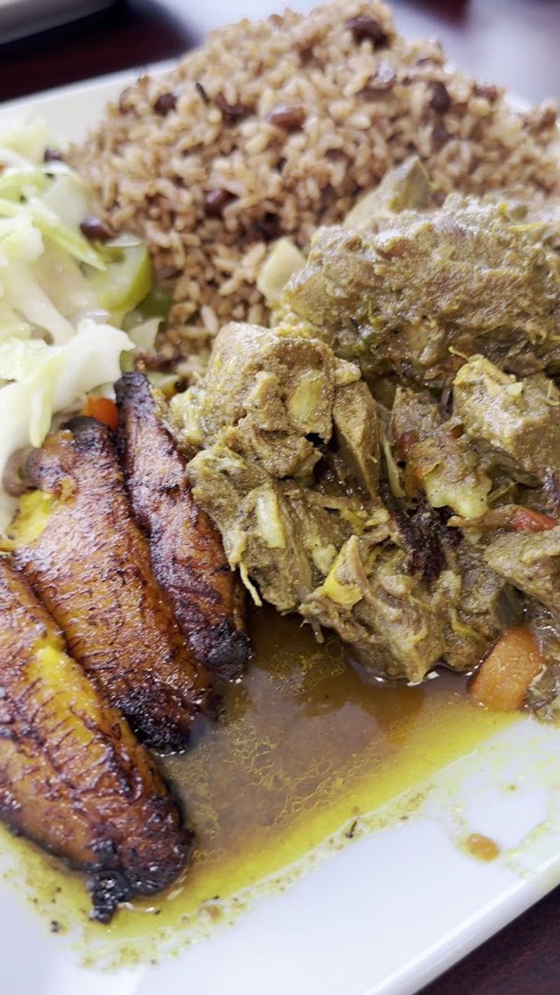 Curry Goat and the Dish That Draws Its Own Crowd Curry Goat and the Dish That Draws Its Own Crowd