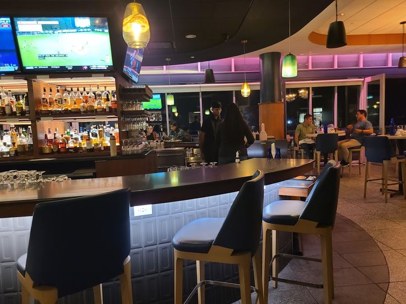 Daily Bar Specials Worth Planning Around Daily Bar Specials Worth Planning Around