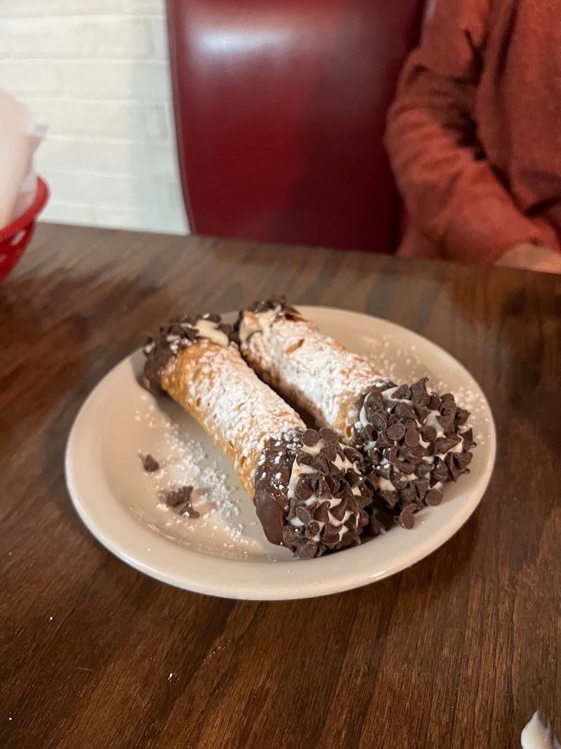 Desserts That Close the Meal Properly