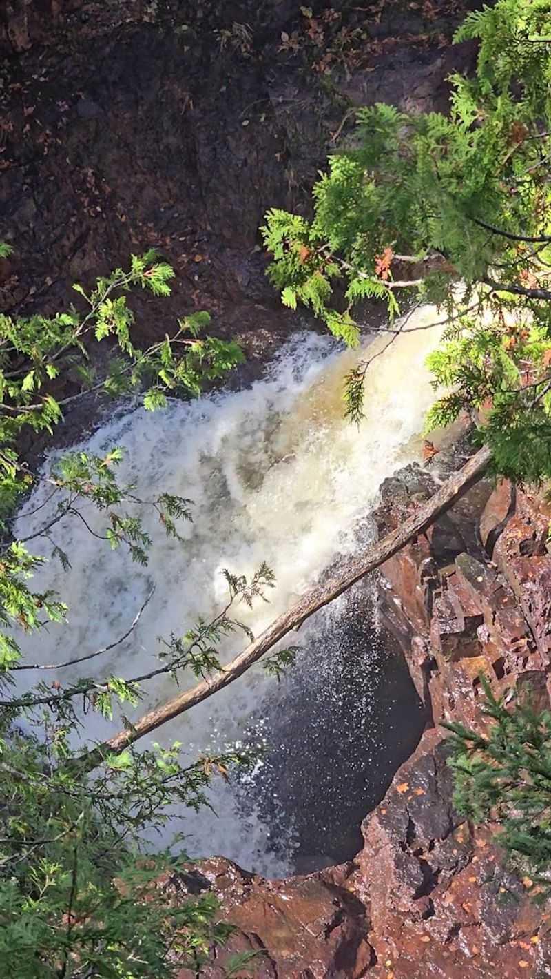 Devil's Kettle, Minnesota