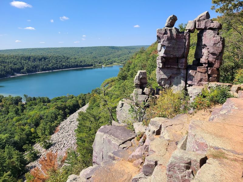 Devil's Lake State Park, Baraboo, Wisconsin Devil's Lake State Park, Baraboo, Wisconsin