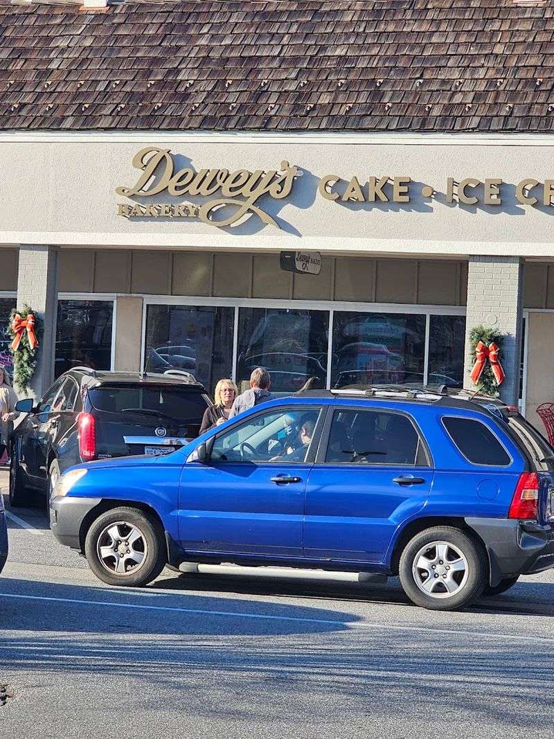 Dewey's Bakery, Winston-Salem, North Carolina Dewey's Bakery, Winston-Salem, North Carolina