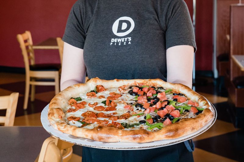 Dewey's Pizza, Kirkwood, Missouri Dewey's Pizza, Kirkwood, Missouri
