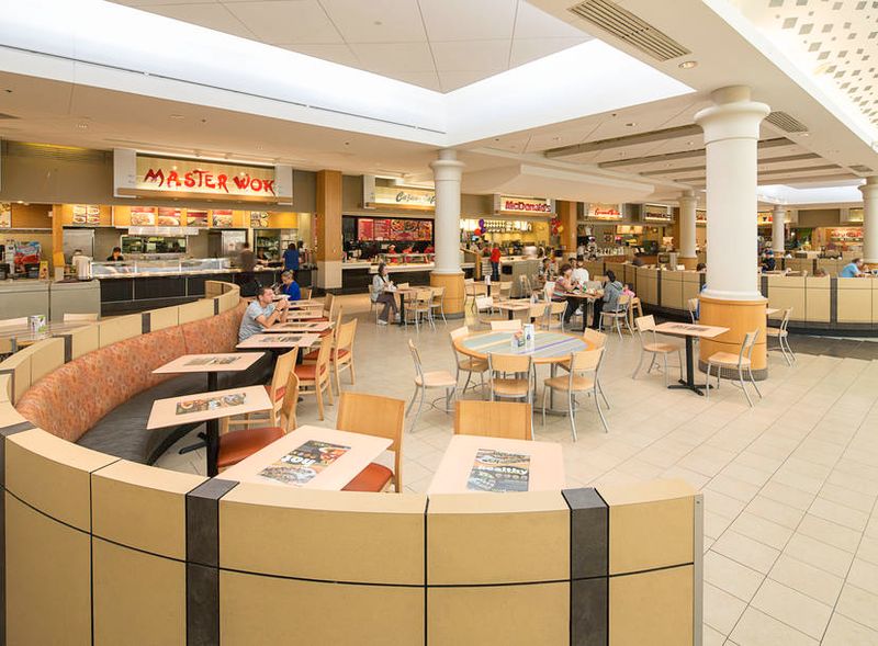 Dining Options That Go Well Beyond a Food Court Dining Options That Go Well Beyond a Food Court