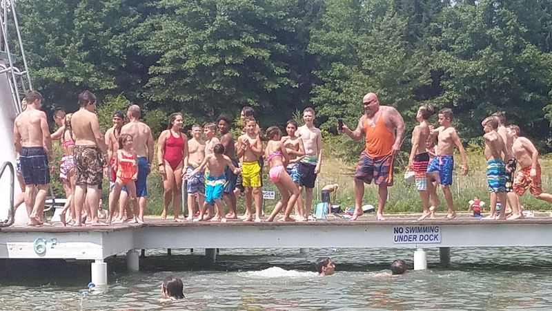 Diving Boards That Draw a Crowd Diving Boards That Draw a Crowd