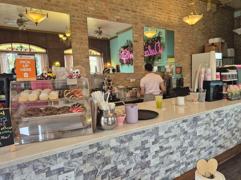 Dulce Mami Café — Riverside