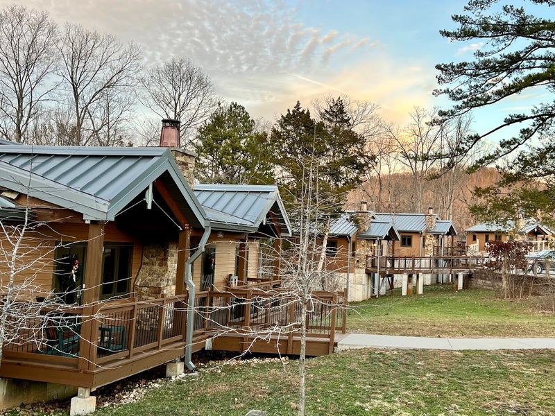 Echo Bluff State Park Cabins, Eminence, Missouri