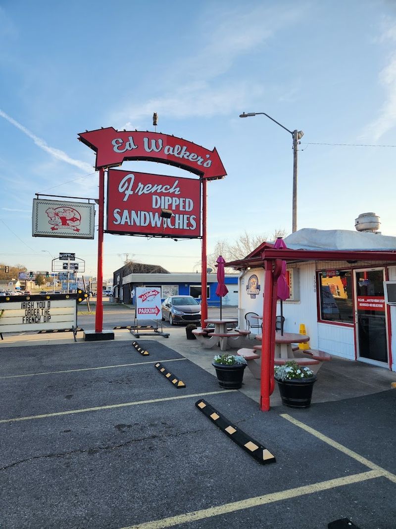 Ed Walker's Drive-In & Restaurant, Fort Smith, Arkansas Ed Walker's Drive-In & Restaurant, Fort Smith, Arkansas