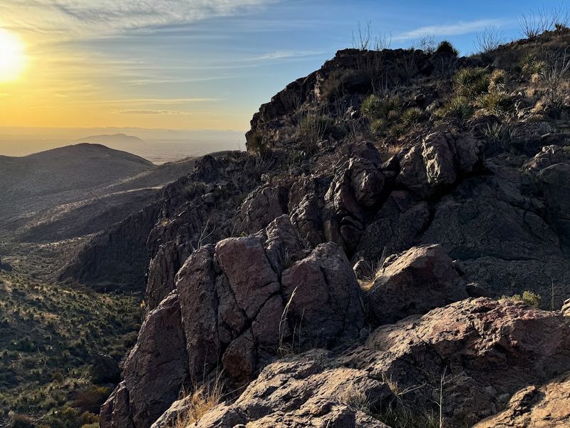 Elevation Gain and Trail Distance Breakdown Elevation Gain and Trail Distance Breakdown