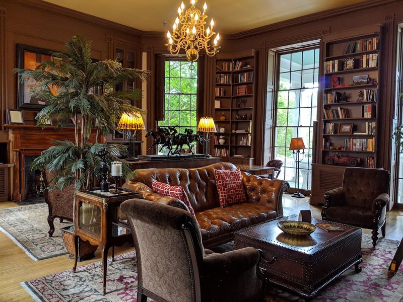 Evening Port in the Library and the Ritual That Sets This Inn Apart Evening Port in the Library and the Ritual That Sets This Inn Apart