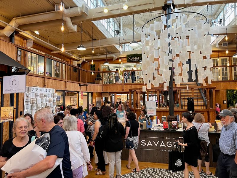 Events That Turn Shopping Trips Into Community Gatherings Events That Turn Shopping Trips Into Community Gatherings