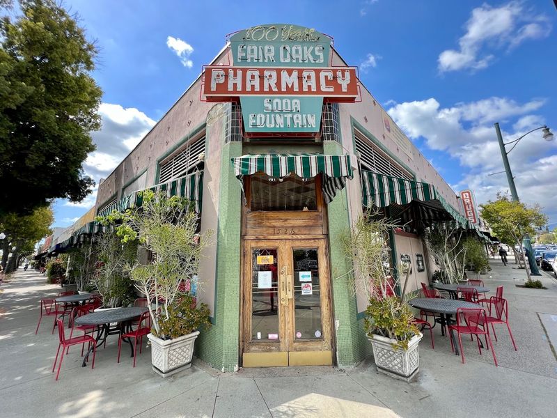 Fair Oaks Pharmacy & Soda Fountain, South Pasadena, California Fair Oaks Pharmacy & Soda Fountain, South Pasadena, California