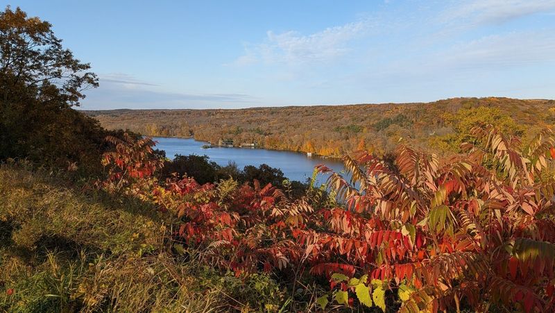 Fall Foliage and Peak Color Season Fall Foliage and Peak Color Season