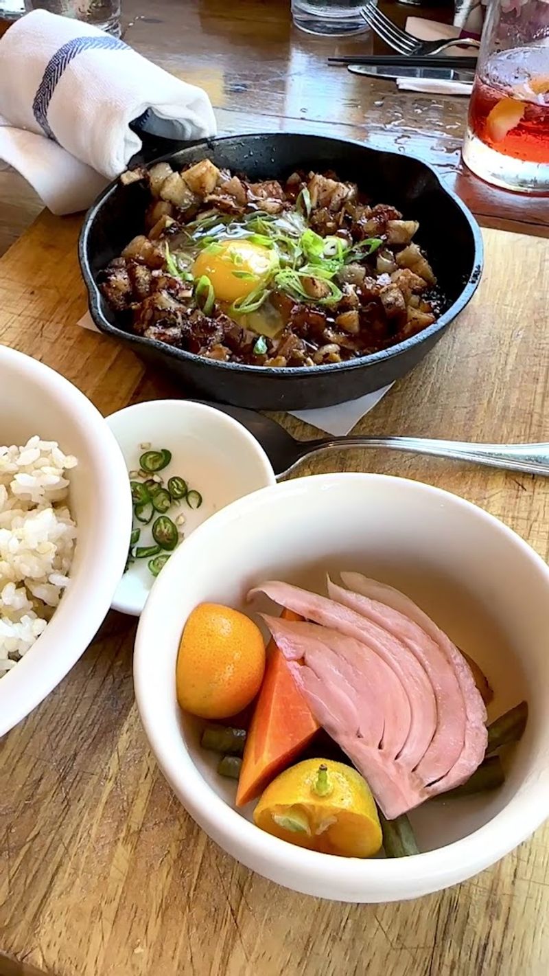Family-Style Dining and the Joy of Sharing Family-Style Dining and the Joy of Sharing