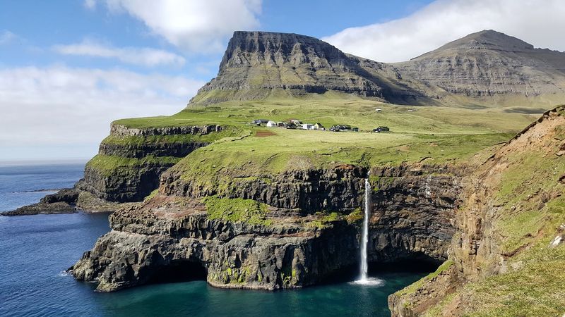 Faroe Islands Coastline, Faroe Islands Faroe Islands Coastline, Faroe Islands