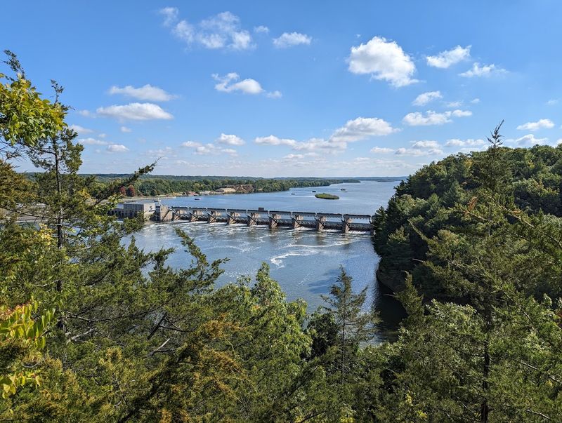 Fishing and Boating on the Illinois River Fishing and Boating on the Illinois River