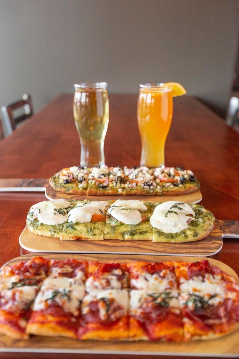 Flatbreads That Keep Tables Coming Back Flatbreads That Keep Tables Coming Back