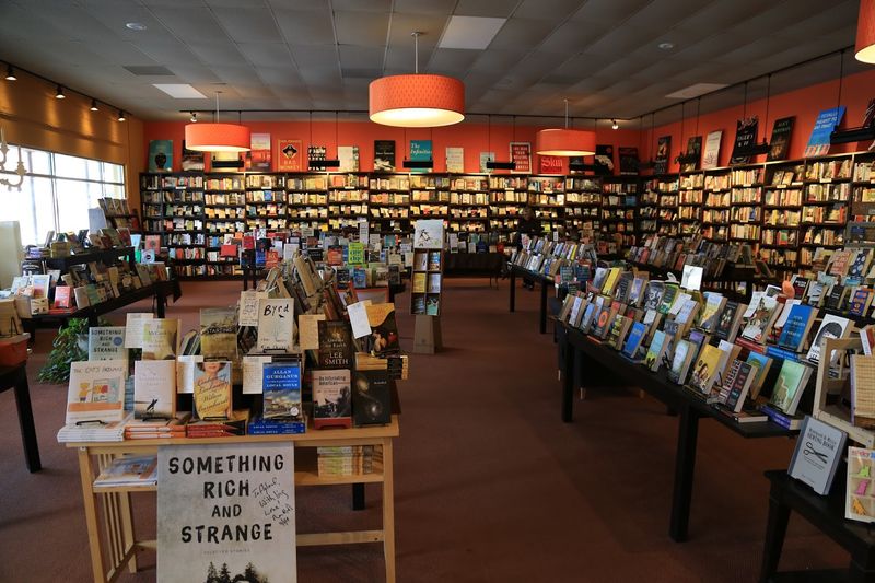 Flyleaf Books -- Chapel Hill Flyleaf Books -- Chapel Hill