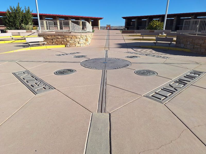 Four Corners Monument, Teec Nos Pos, Arizona Four Corners Monument, Teec Nos Pos, Arizona