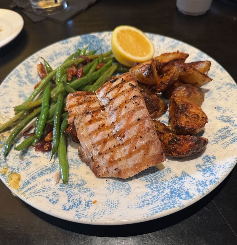 Fresh Fish Flown in Daily and Why That Changes Everything Fresh Fish Flown in Daily and Why That Changes Everything