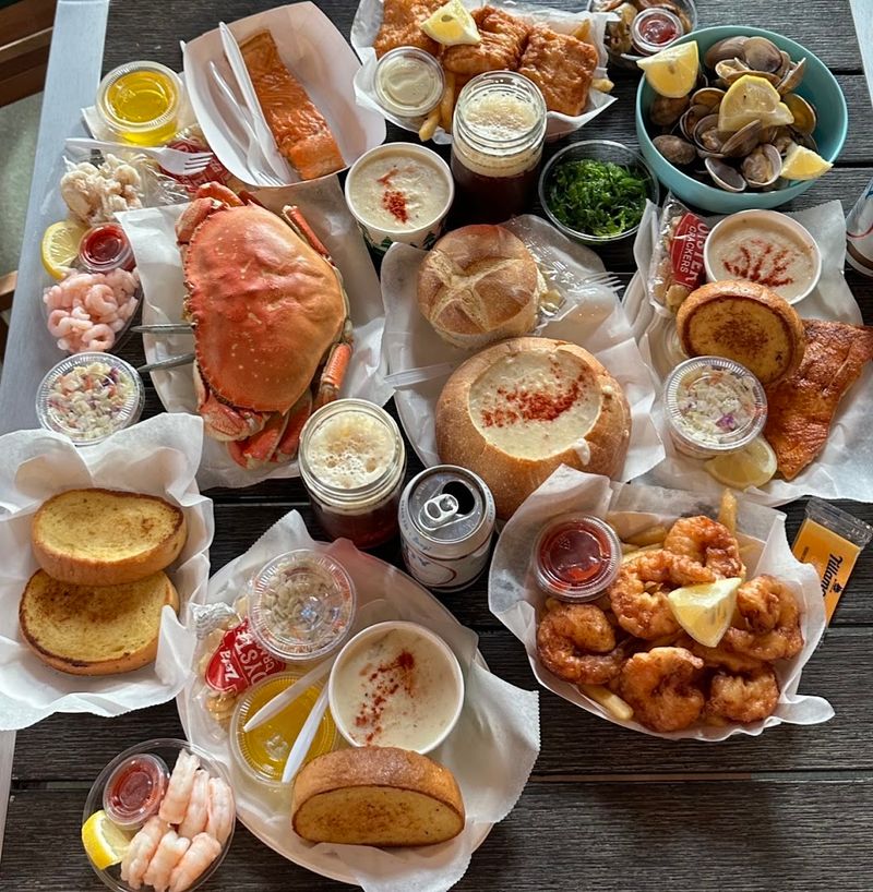 Fried Prawns, Scallops, and the Rest of the Menu Worth Knowing About