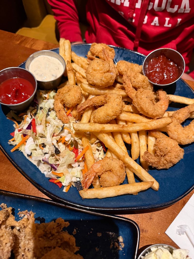 Fried Shrimp Done With Confidence and Simplicity Fried Shrimp Done With Confidence and Simplicity