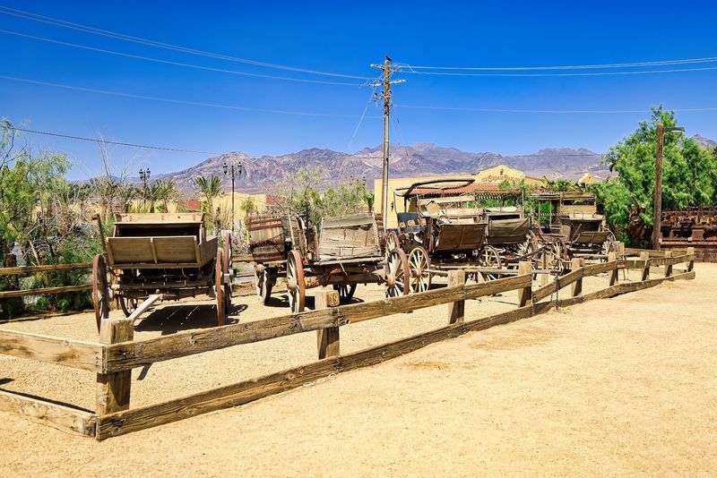 Furnace Creek, Death Valley, California, USA, 56.7°C (134°F) Furnace Creek, Death Valley, California, USA, 56.7°C (134°F)