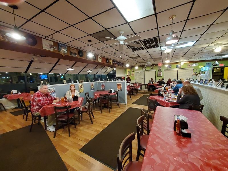 Grampa's Catfish House, North Little Rock, Arkansas