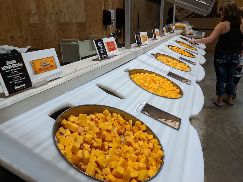 Guided Tours: Cheese and Ice Cream Options Guided Tours: Cheese and Ice Cream Options
