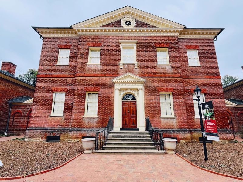 Hammond-Harwood House, Annapolis, Maryland (1774) Hammond-Harwood House, Annapolis, Maryland (1774)