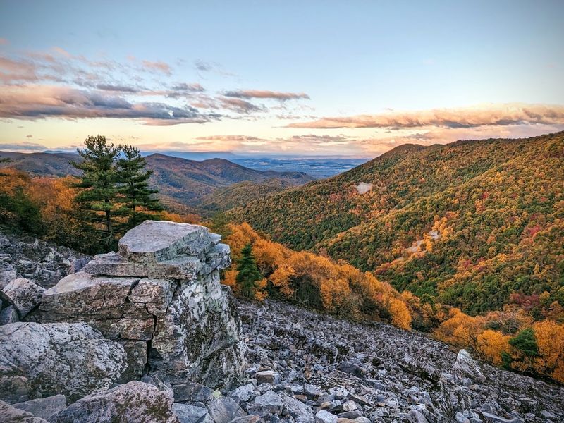 Hawksbill Summit and the Highest Point in the Park