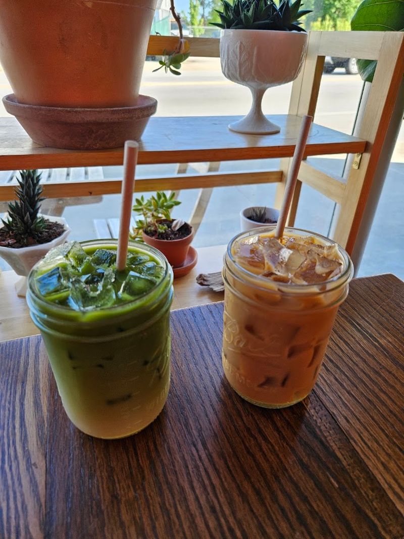 House-Made Oat Milk That Started Seven Years Ago House-Made Oat Milk That Started Seven Years Ago