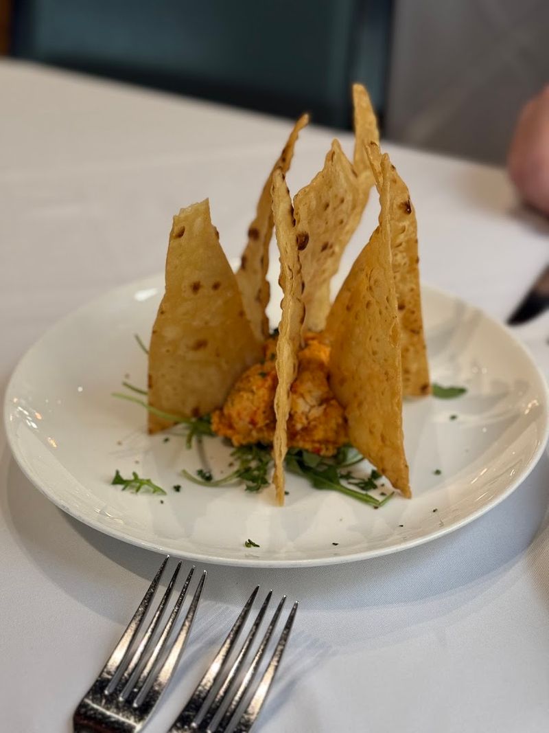 Housemade Potato Chips That Earn Unexpected Praise