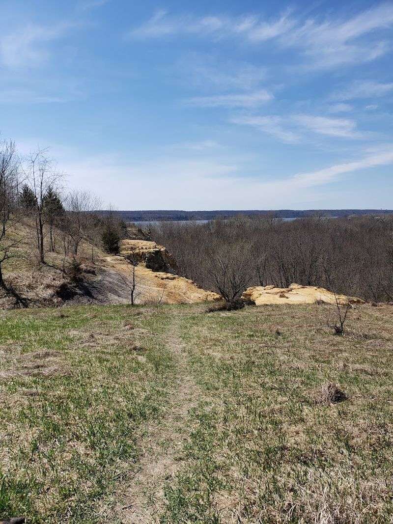 How Buffalo Rock Compares to Its Famous Neighbors How Buffalo Rock Compares to Its Famous Neighbors