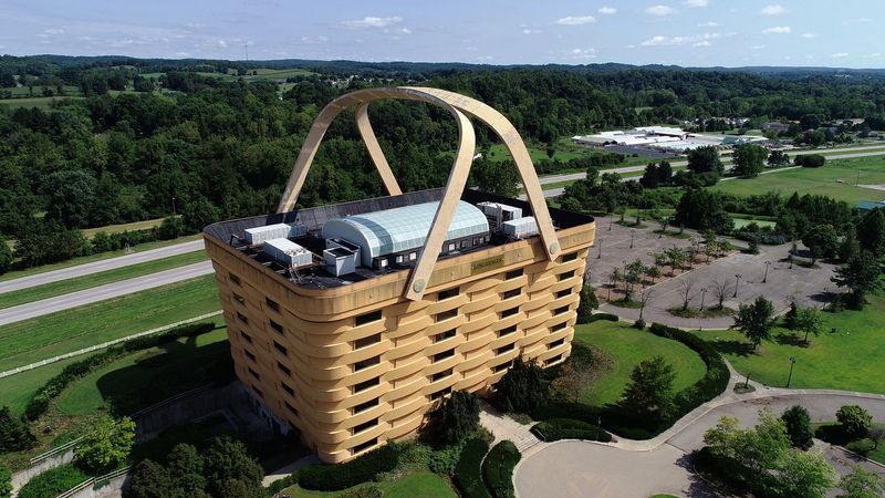 How Engineers Actually Built a Giant Basket How Engineers Actually Built a Giant Basket