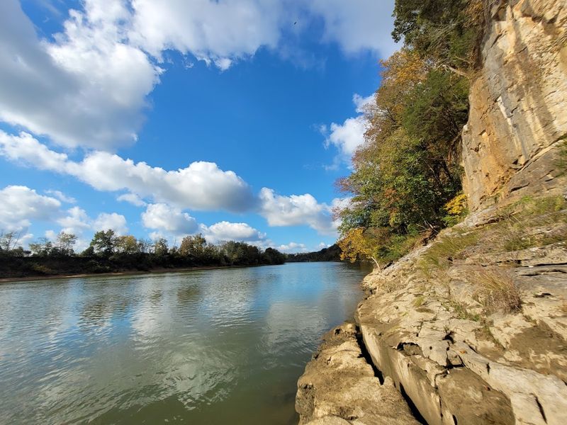 How Kings Bluff Compares to Other Tennessee Climbing Spots