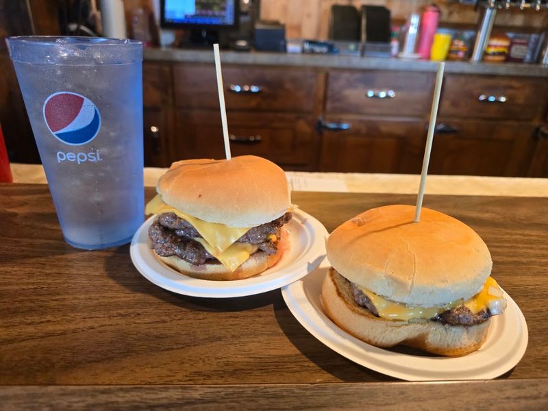 How Lions Tap Compares to Other Twin Cities Burger Spots How Lions Tap Compares to Other Twin Cities Burger Spots