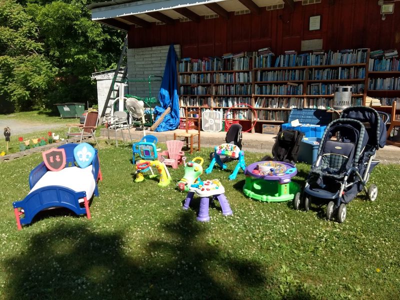 How This Flea Market Got Its Reputation How This Flea Market Got Its Reputation