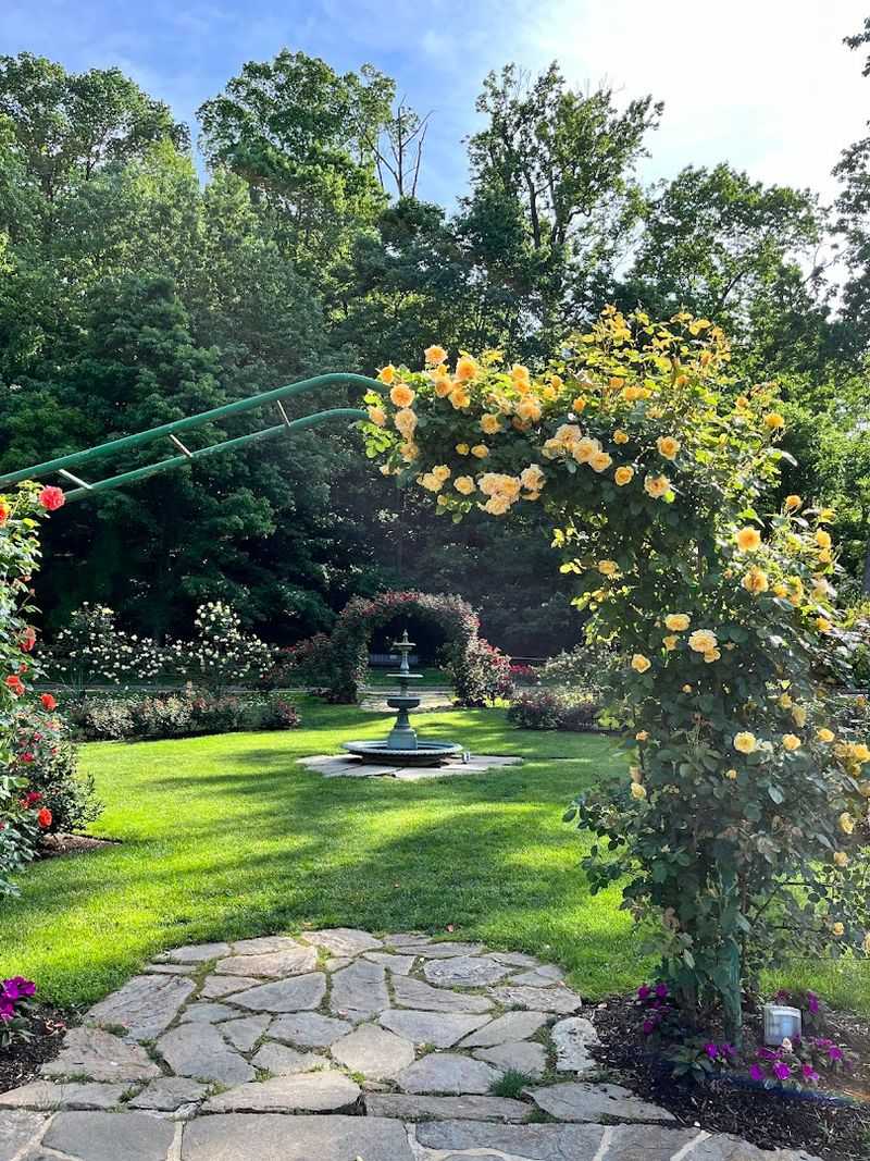 How a Sloped Riverbank Became a Formal Garden How a Sloped Riverbank Became a Formal Garden