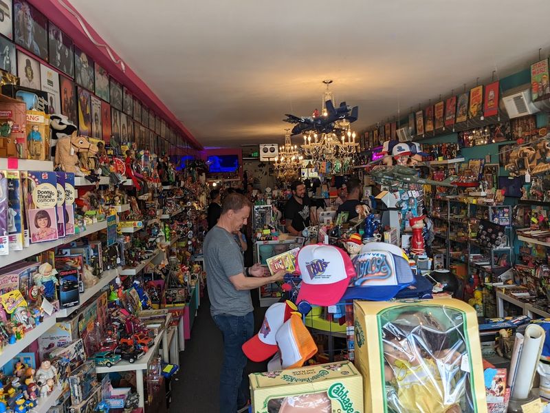 How the Inventory Stays Fresh and Surprising How the Inventory Stays Fresh and Surprising