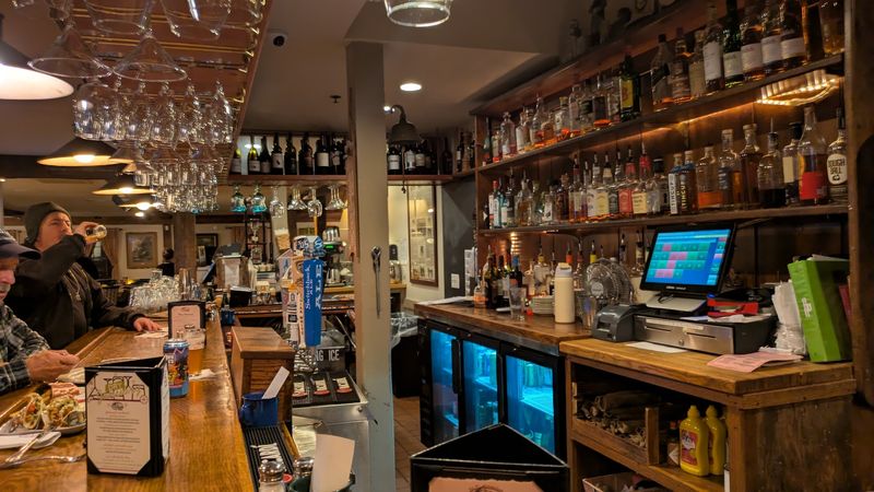 How the Upstairs Bar Changes the Whole Experience How the Upstairs Bar Changes the Whole Experience