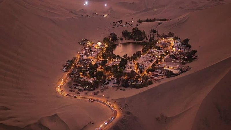 Huacachina Oasis, Ica, Peru Huacachina Oasis, Ica, Peru