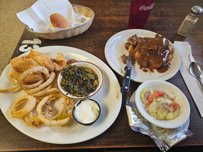 Hush Puppies and Rolls: The Unsung Heroes