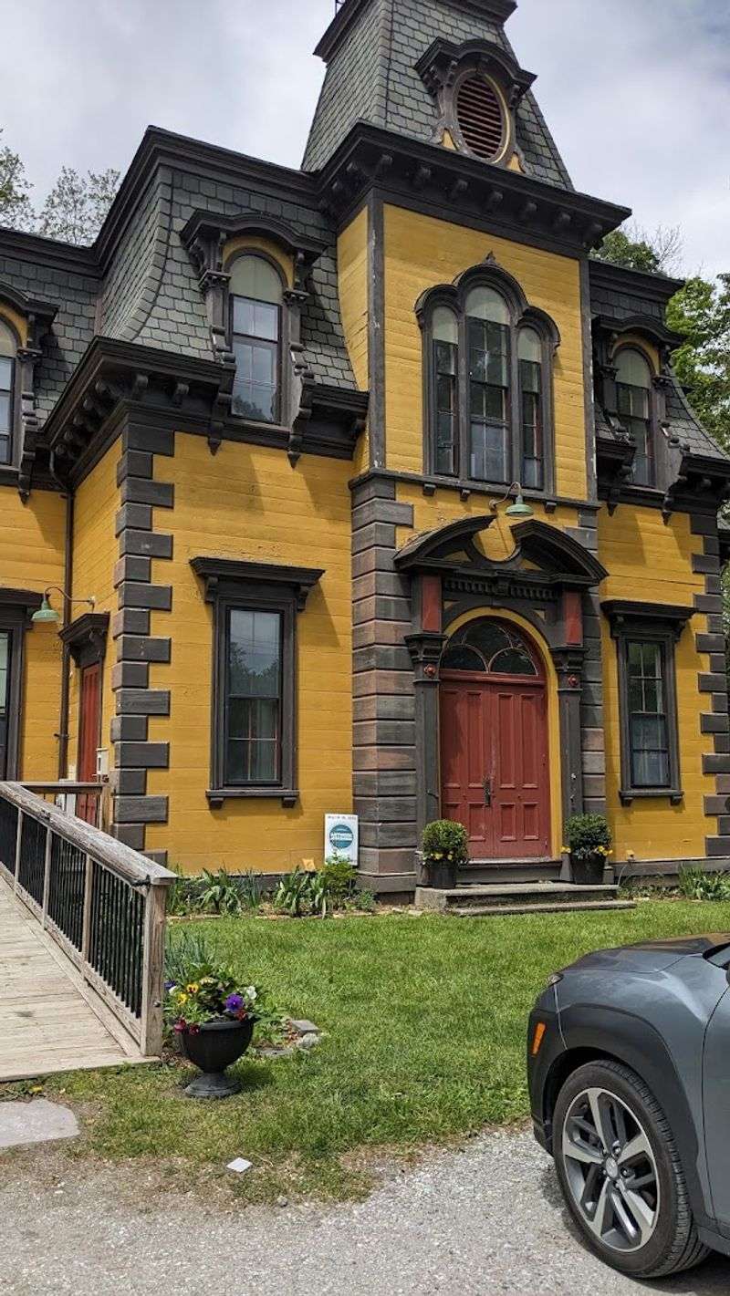 IS183 Art School of the Berkshires, Stockbridge IS183 Art School of the Berkshires, Stockbridge