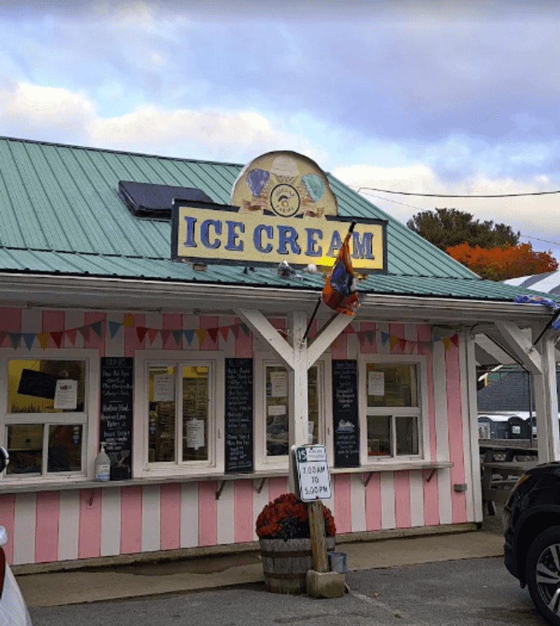 Ice Cream That Completes the Farm Experience Ice Cream That Completes the Farm Experience